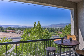 Luxe Retreat with Mtn Views Less Than 5 Mi to Dtwn Reno!
